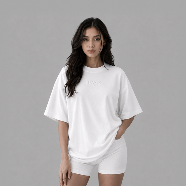 BLVCK 壓花LOGO寬版TEE