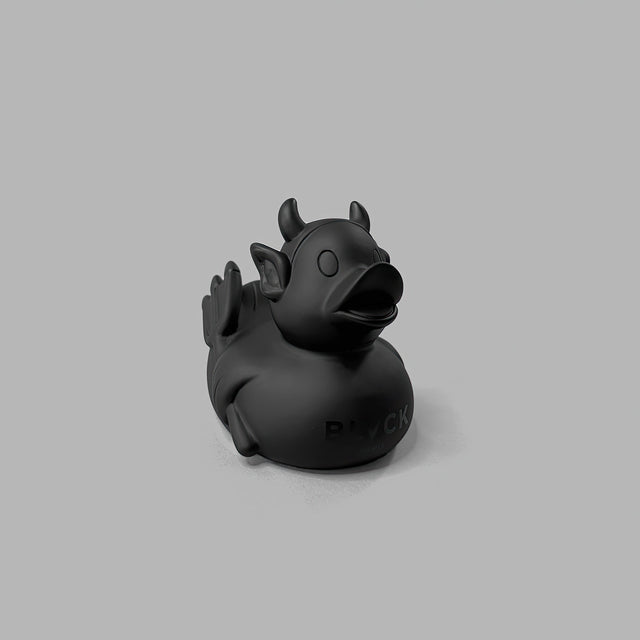 BLVCK 萬聖節泡澡小鴨