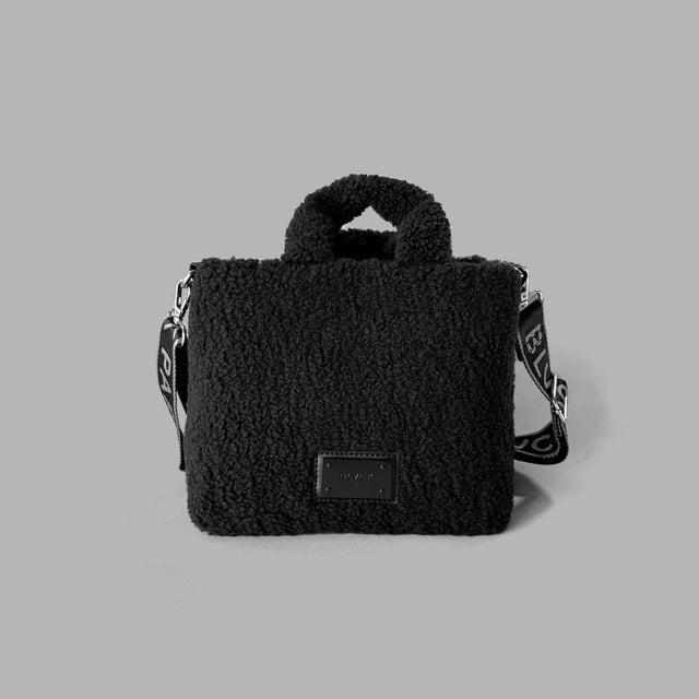 BLVCK 黑魂絨毛包