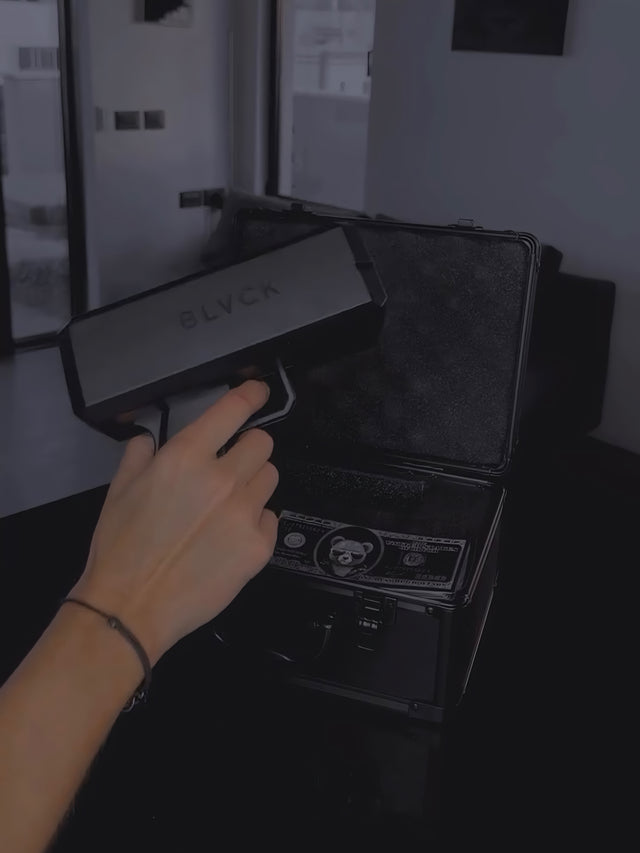 BLVCK 黑魂鈔票槍