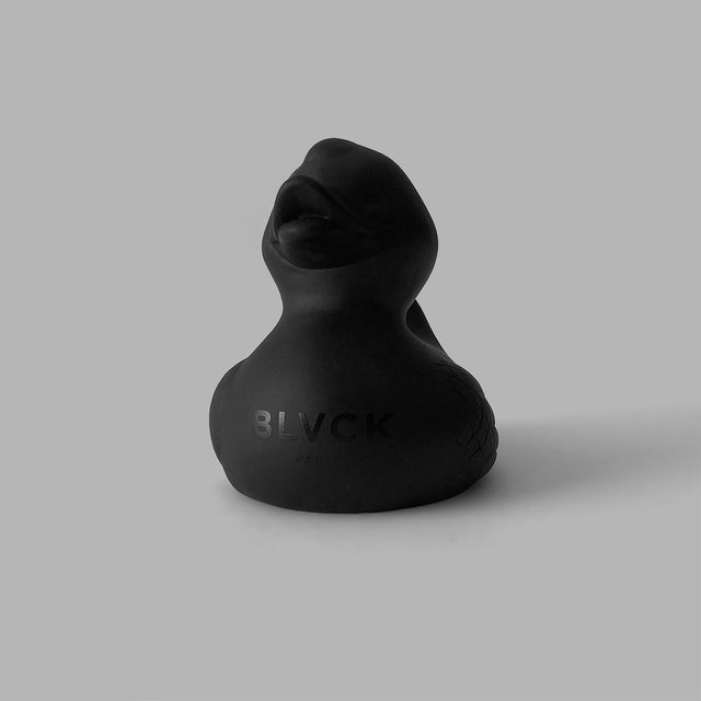 BLVCK 暗黑版泡澡小鸭