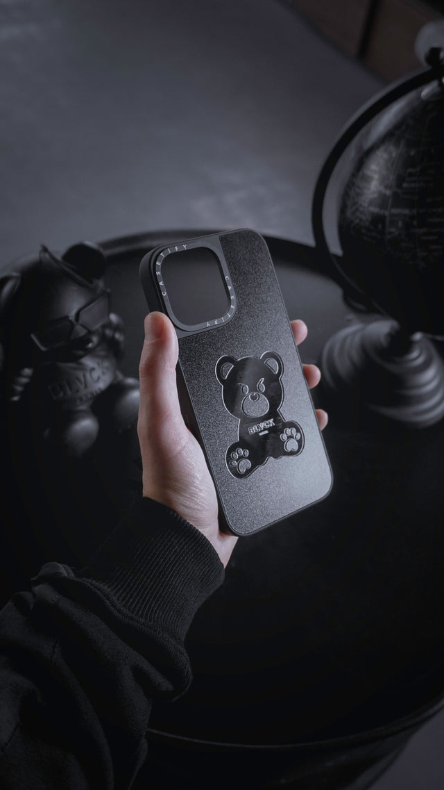 BLVCK X CASETiFY 暗黑小熊联名手机壳
