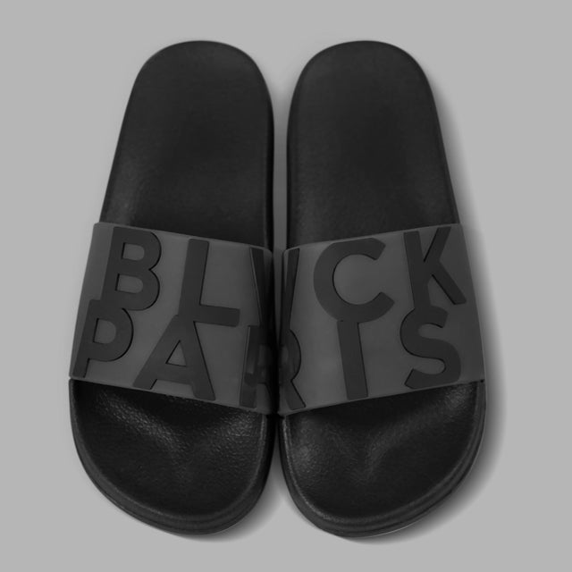 BLVCK 品牌沁黑压纹拖鞋