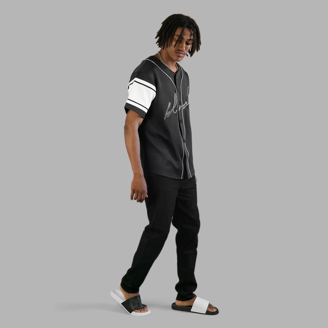 BLVCK x WHTE 联名支架