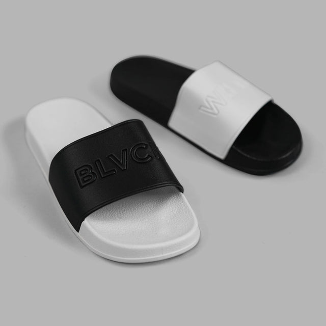 BLVCK x WHTE 联名支架