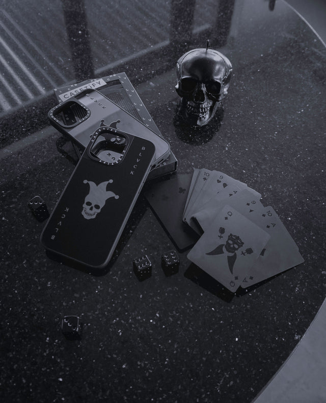 BLVCK X CASETiFY 骷髅鬼牌联名手机壳