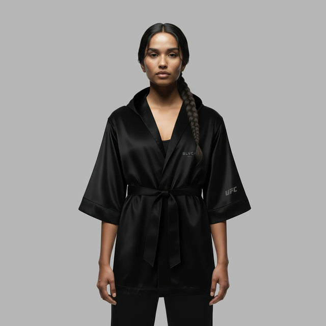 BLVCK x UFC 聯名緞面浴袍