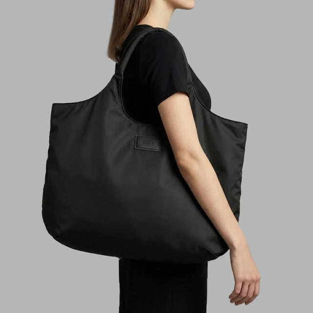 BLVCK 極簡闇影包