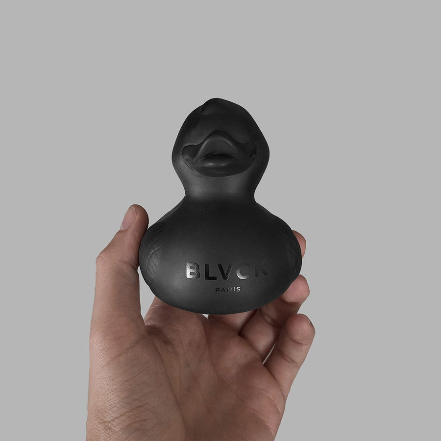 BLVCK 暗黑版泡澡小鸭